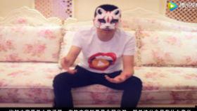 吃瓜真人出镜视频大全集,揭秘各大热门视频全集精彩瞬间