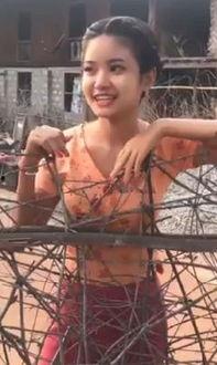 缅甸吃瓜女孩是谁啊视频,视频走红背后的故事
