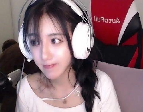 呆瓜妹妹吃鸡视频大全,欢乐搞笑，带你领略游戏魅力