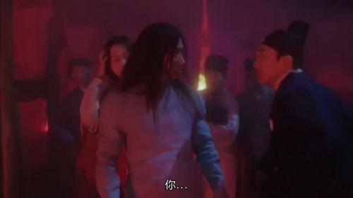 大姐吃瓜笑场视频,欢乐瞬间引网友热议