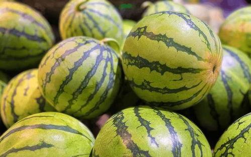 泰国人吃生瓜视频,揭秘当地人品尝生瓜的独特风味