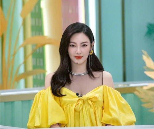 莎莎舞吃瓜视频,揭秘网红幕后生活