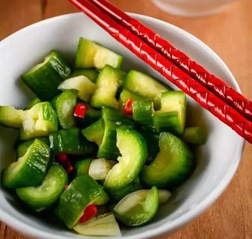 女明年吃蔬瓜视频,女性明年健康饮食新风尚