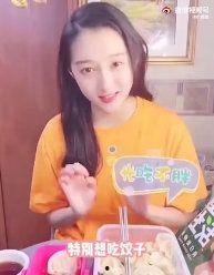 百看不腻吃瓜视频,揭秘热门视频背后的精彩故事