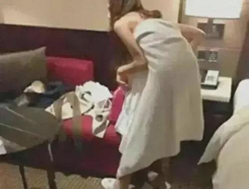 大学女老师吃瓜事件视频