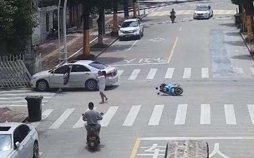 浙江撞车吃瓜事件视频播放,视频曝光引发网友热议